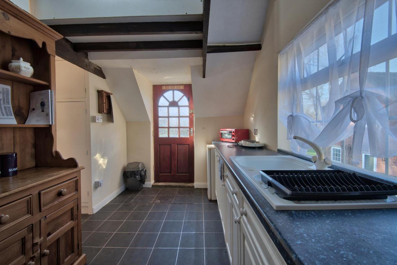 17Th-Century One Bed Studio With Parking & Garden! Elkesley Dış mekan fotoğraf